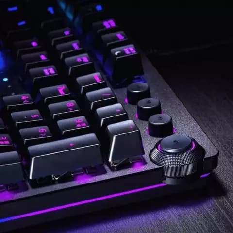 کیبورد سیمی گیمینگ Razer مدل BlackWidow Elite با سوییچ زرد